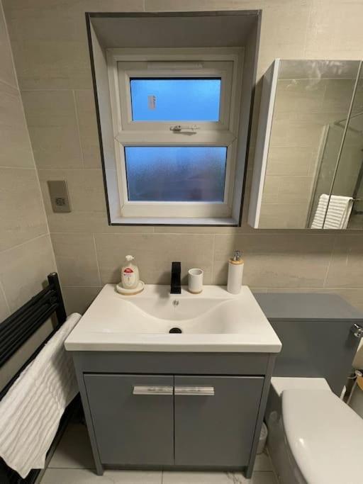 Cosy Brand New Spacious 1 Bed Luxury Apartment バーミンガム エクステリア 写真